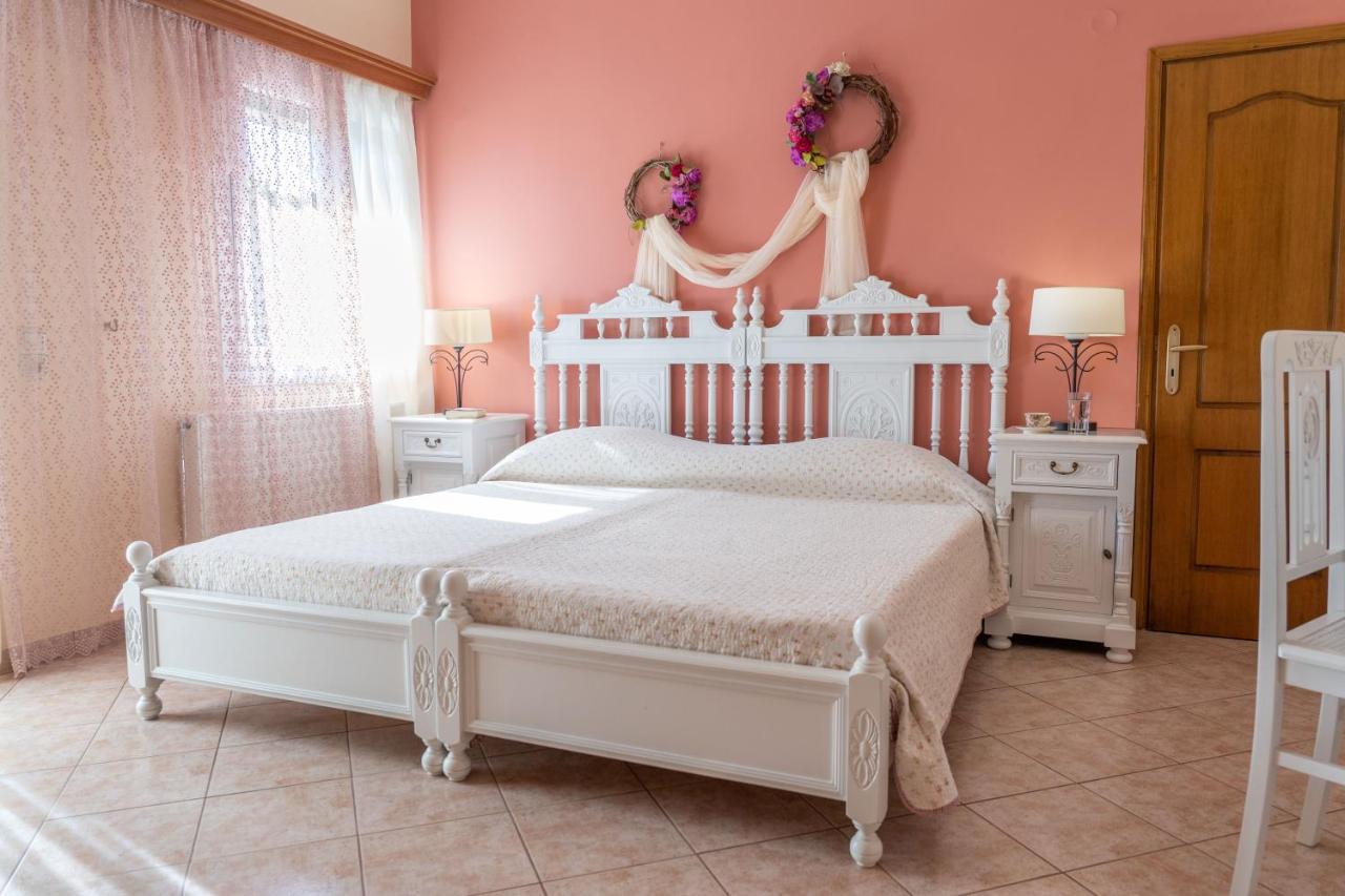 Artemis Superb 2 Bedroom 700 M Away From The Apartment *