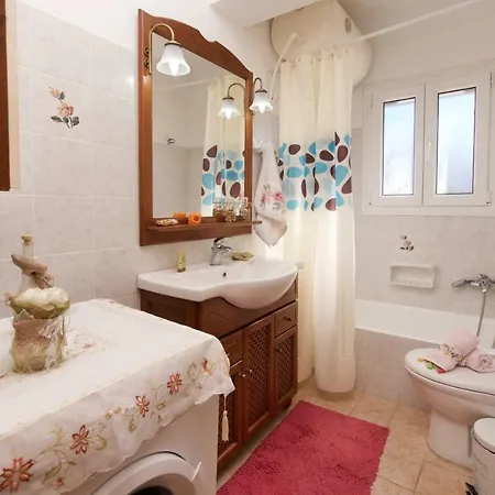 Artemis Superb 2 Bedroom Apartment 700 M Away From The Beach Minia Exterior foto