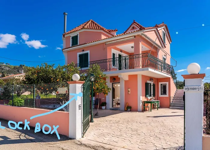 Artemis Superb 2 Bedroom Apartment 700 M Away From The Beach