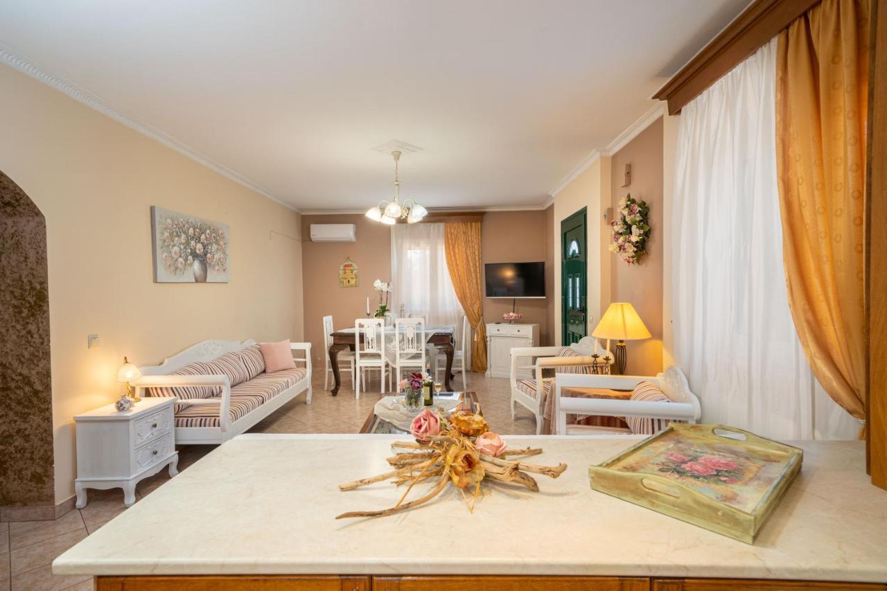 Artemis Superb 2 Bedroom 700 M Away From The *
