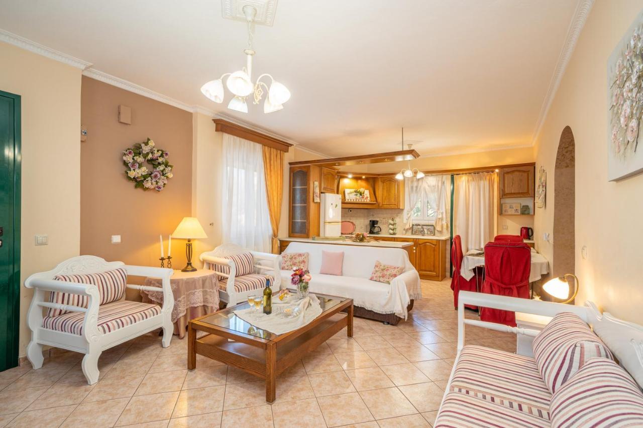 Artemis Superb 2 Bedroom 700 M Away From The Appartement *